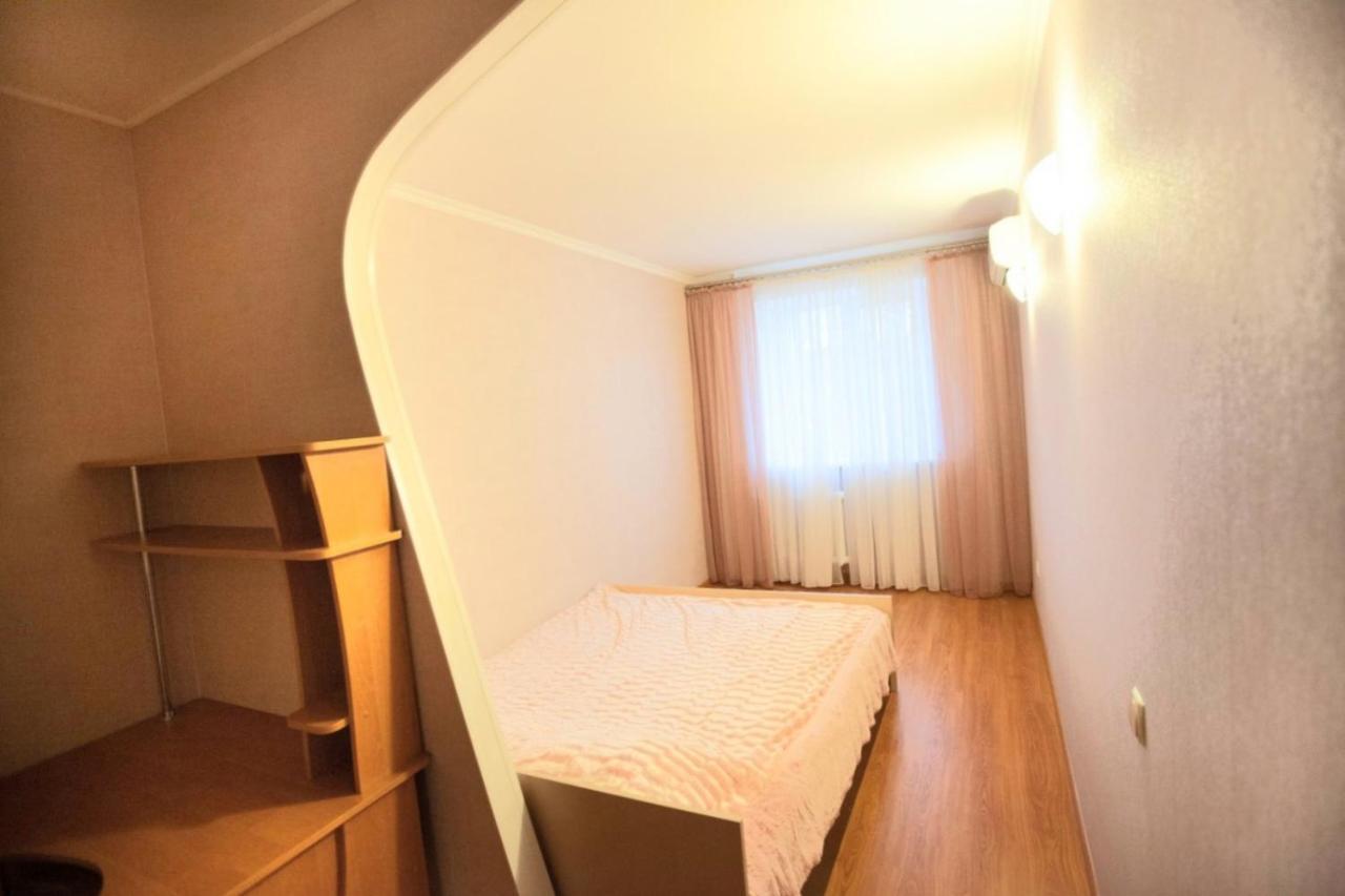 Двухкомнатная Квартира 300М От Моря Ул Парковая 18 Отчетные Док ชรอโนมอสค์ ภายนอก รูปภาพ